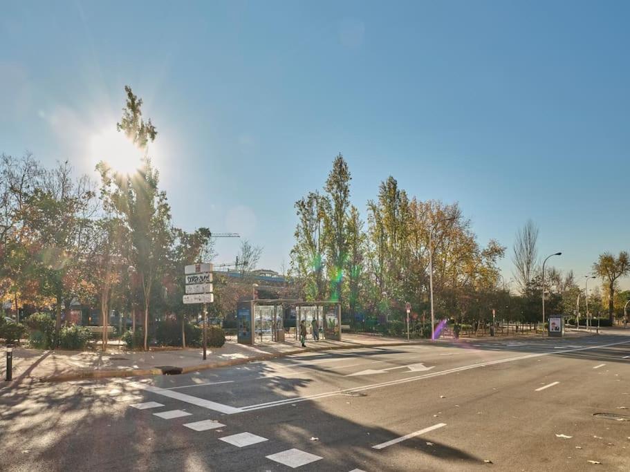 New Retiro Recien Reformado 10 Min En Metro A Sol, Hasta Seis Personas Lägenhet Madrid Exteriör bild